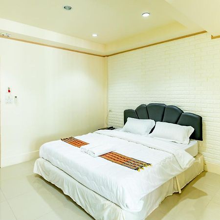 Ice Residence Hotel Bang Sao Thong Экстерьер фото